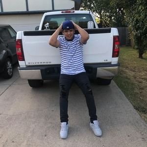 Meet your Posher, Gilbert